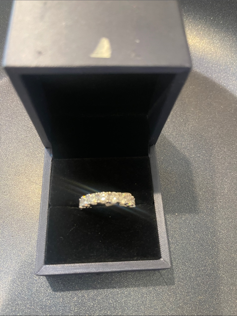 Italo🩷 Silver Cubic Zirconia Pavé Band Ring - Classic silver Sparkle